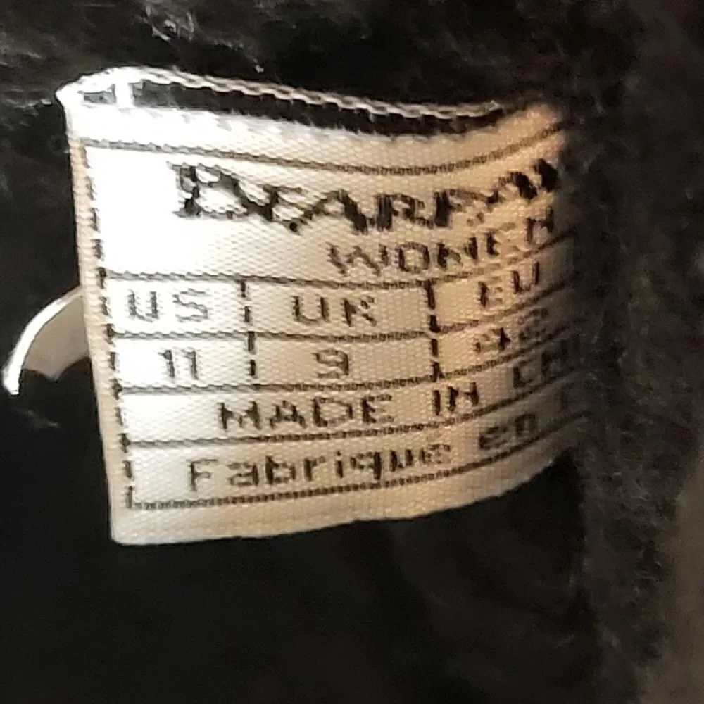 Bearpaw Short Black Boots